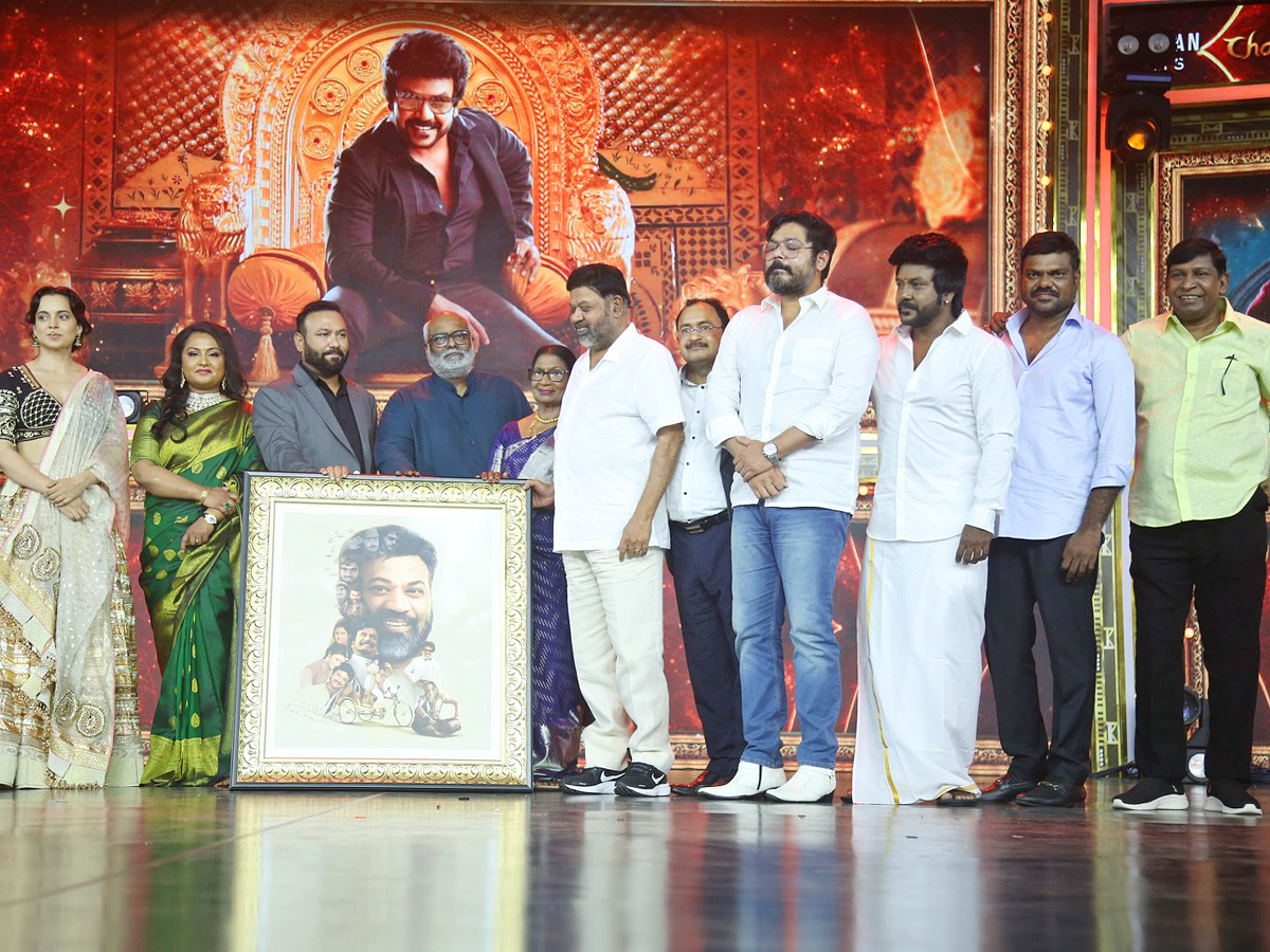 Chandramukhi_202_20Pre_20Release_20Event_20PHotos_27.jpg 28
