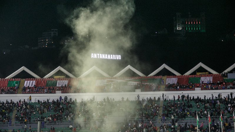 Madagaskar-stadium-Stampede.jpeg