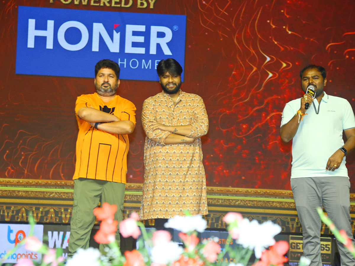 Skanda_20Pre_20Release_20Event_20photos_4.jpg 5
