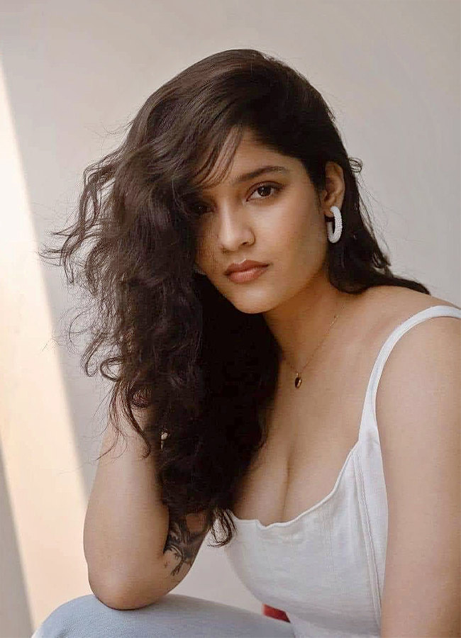 ritika_20singh_20latest_20photos-5.jpg 5