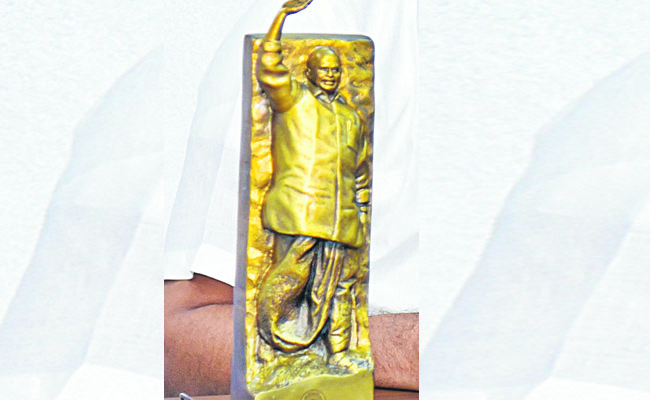 ysr.jpg