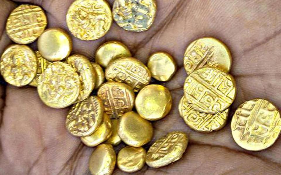 British-Era-_20Gold-Coins.jpeg