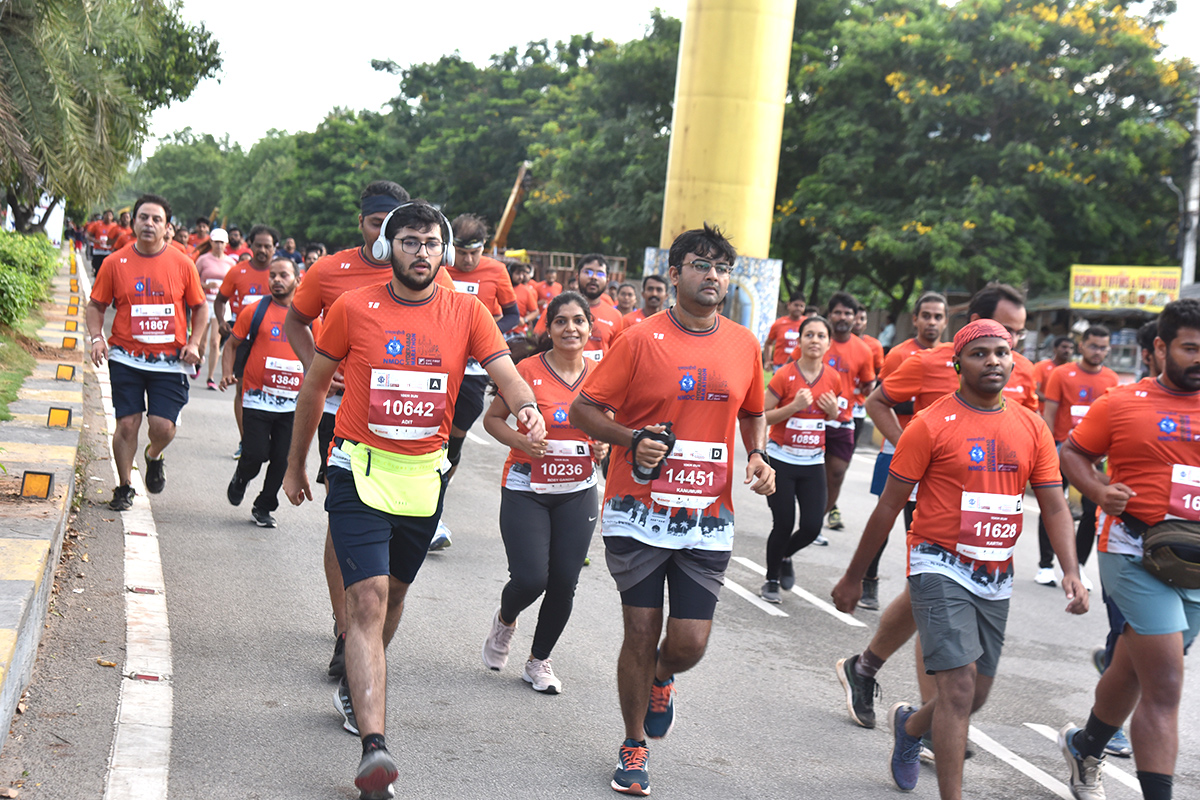 The_20half_20marathon_20ended_20at_20Gachibowli_20Stadium-12.jpg 11