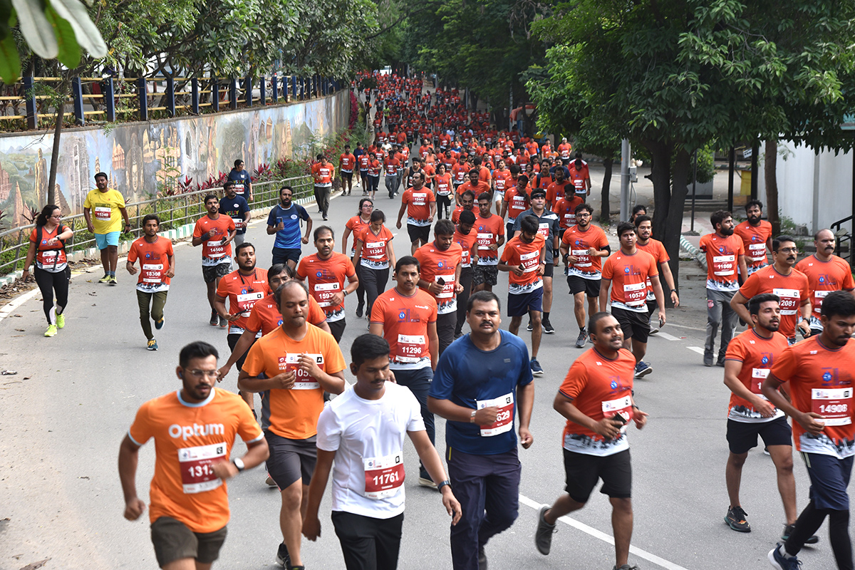 The_20half_20marathon_20ended_20at_20Gachibowli_20Stadium-35.jpg 28