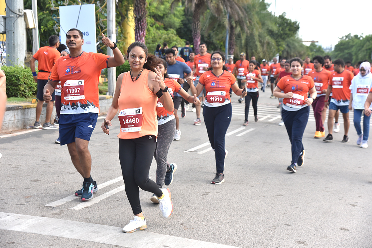 The_20half_20marathon_20ended_20at_20Gachibowli_20Stadium-4.jpg 3