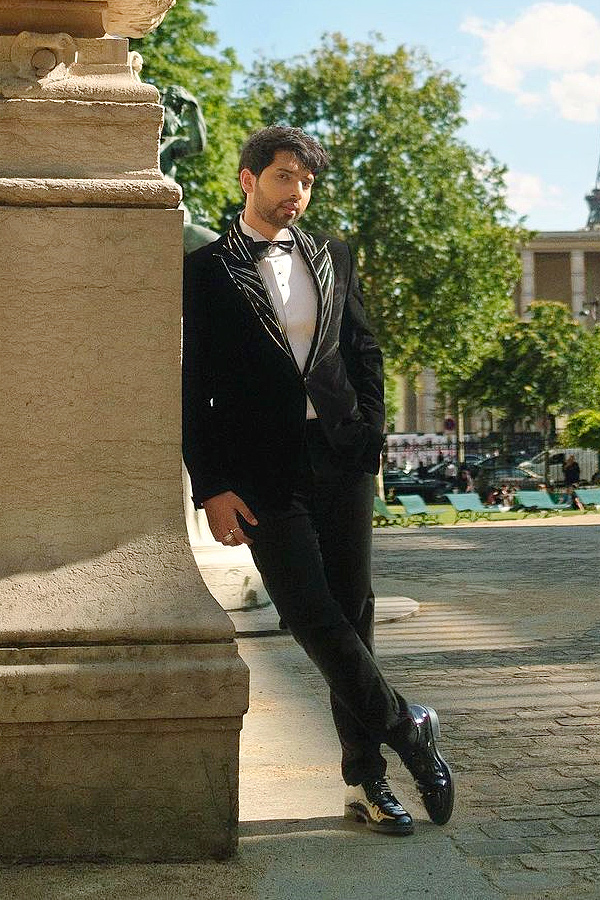 Armaan_20Malik_20Gets_20Engaged_20To_20Longtime_20Girlfriend_20Aashna_20Shroff_20PHotos_2.jpg 7