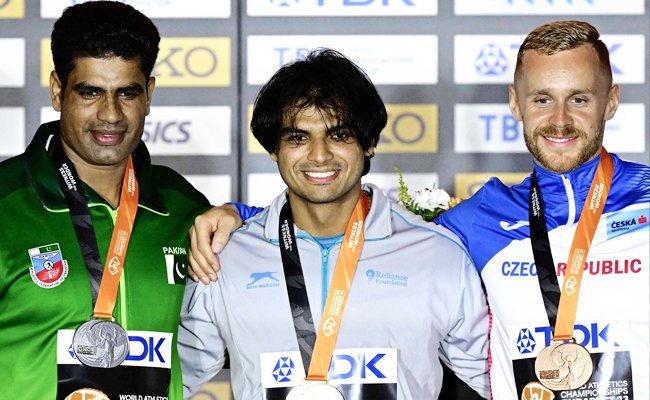neeraj-chopra2.jpg