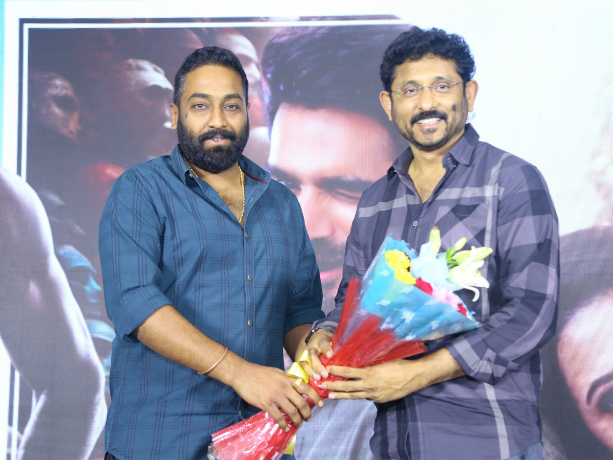 BlockBuster_20Bedurulanka_202012_20Success_20Meet-10.jpg 10