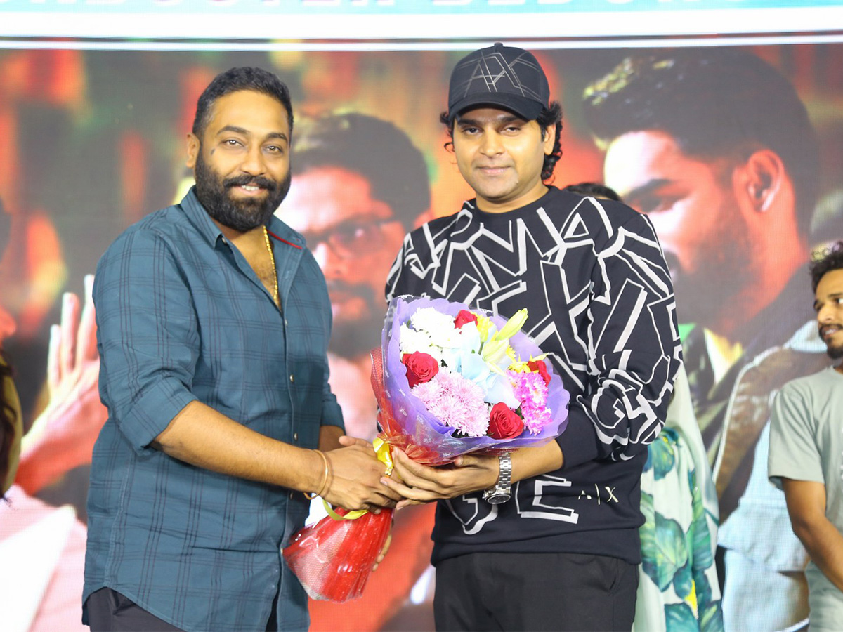 BlockBuster_20Bedurulanka_202012_20Success_20Meet-19.jpg 18