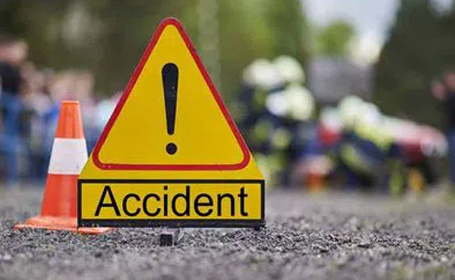 Adilabad-Roadaccident.jpg