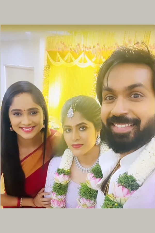 Bigg_20Boss_20Manus_20engagement_20PHotos_8.jpg 7