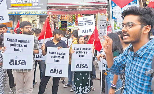 Proests-against-Tripta-Tyag.jpg
