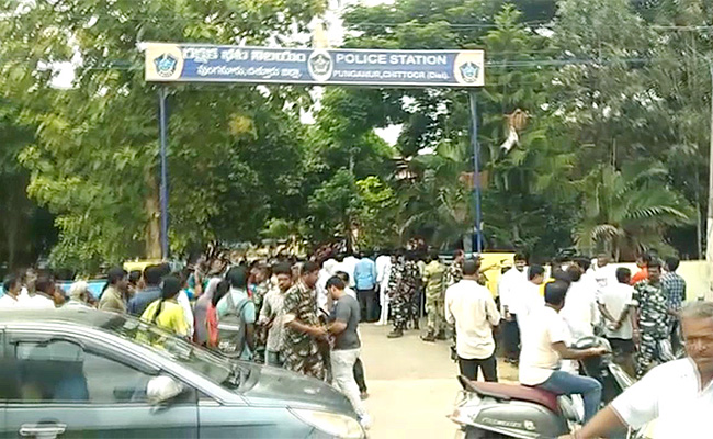 Punganur-Accused-To-Kadapa.jpg