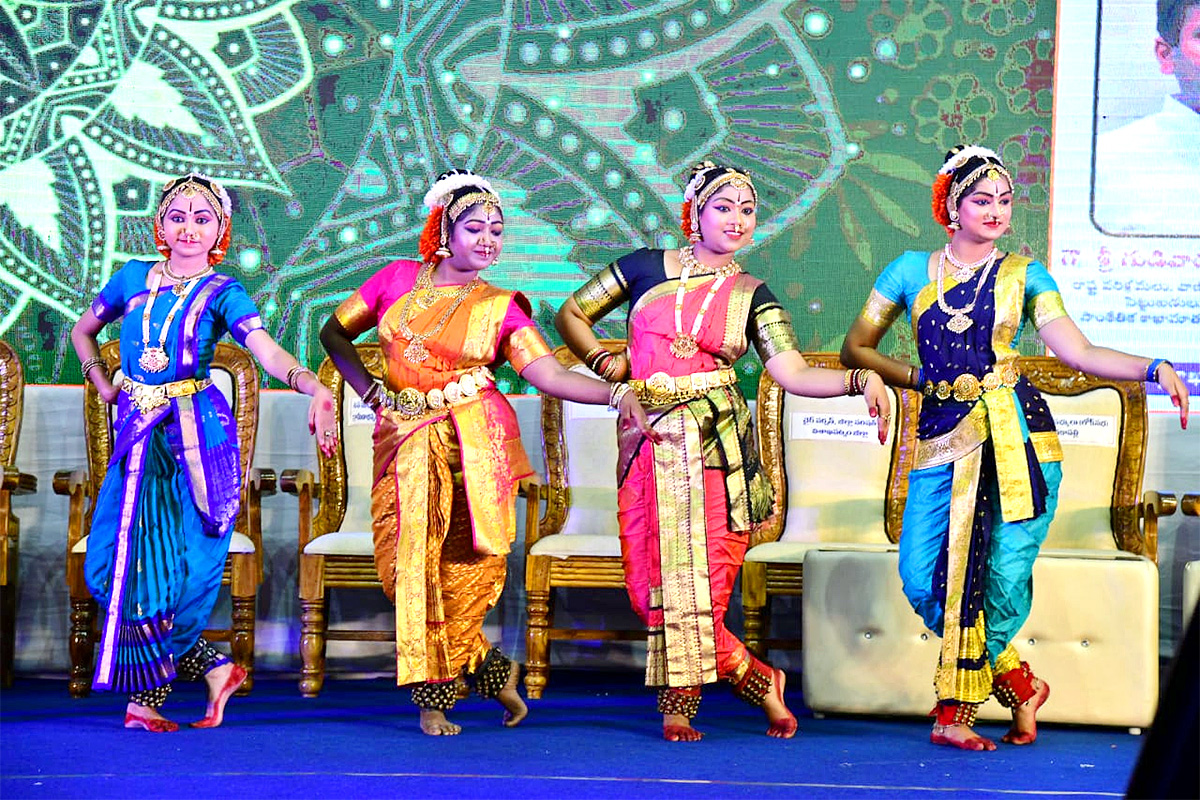Teachers_20Day_20Celebration_20in_20Visakhapatnam_20Photos-26.jpg 25