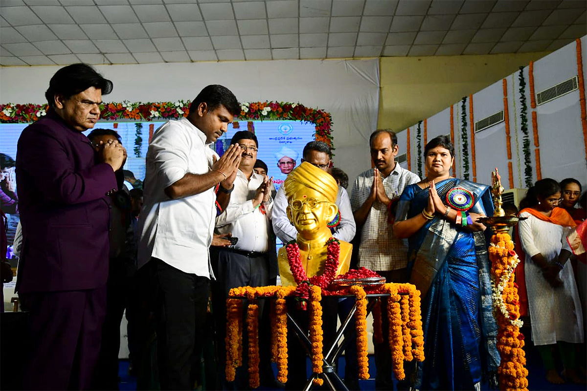 Teachers_20Day_20Celebration_20in_20Visakhapatnam_20Photos-3.jpg 3