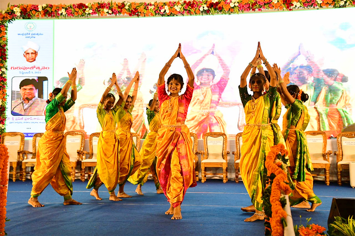 Teachers_20Day_20Celebration_20in_20Visakhapatnam_20Photos-8.jpg 8