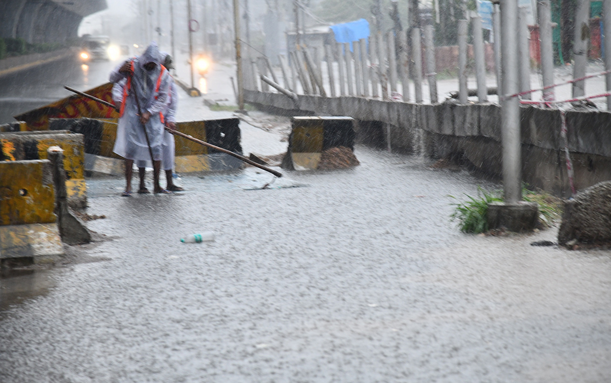 Today_20Hyderabad_20Rains_20Updates_20pics-1.jpg 1