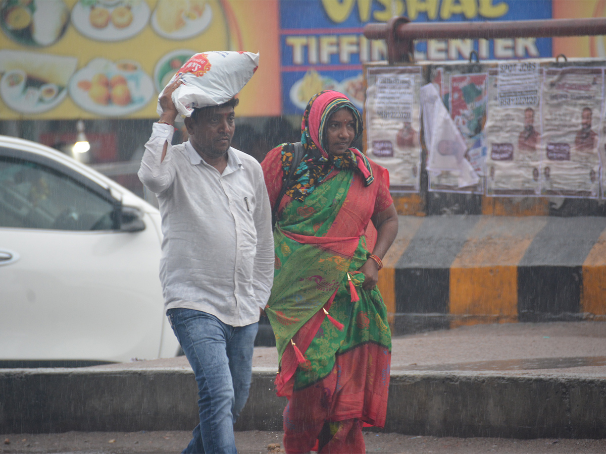 Today_20Hyderabad_20Rains_20Updates_20pics-29.jpg 27