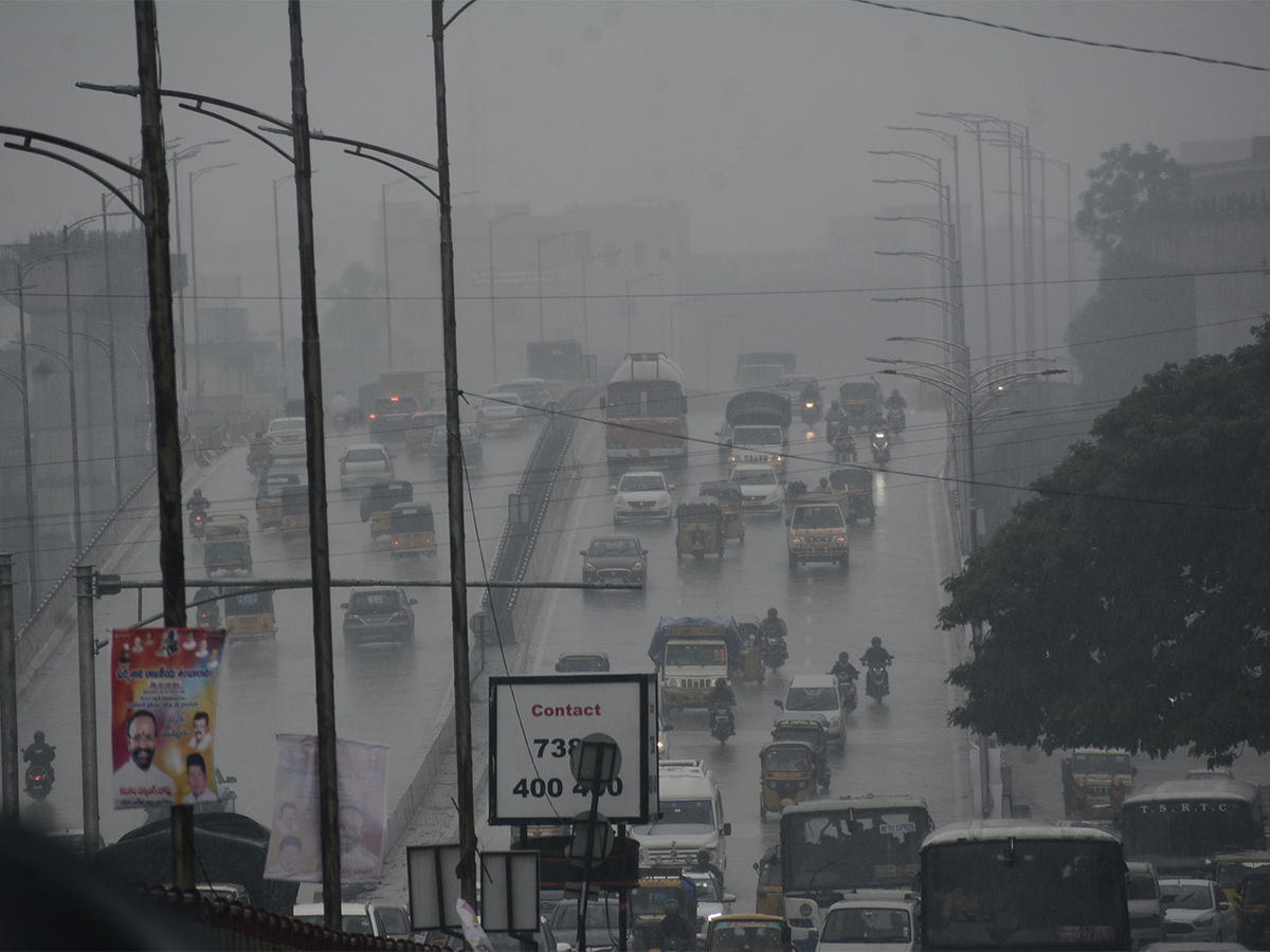 Today_20Hyderabad_20Rains_20Updates_20pics-33.jpg 30