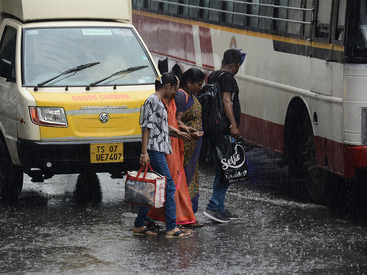 Today_20Hyderabad_20Rains_20Updates_20pics-9.jpg 9