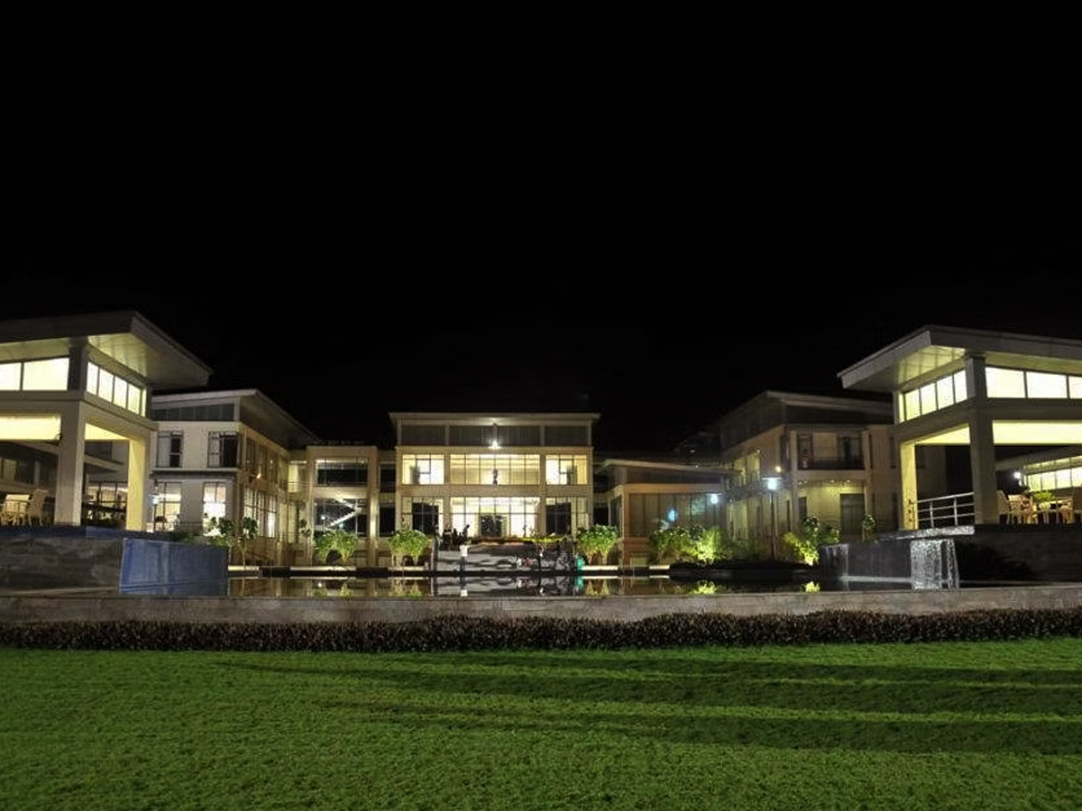 10.MAK_20Club_20And_20Resort.jpg 20