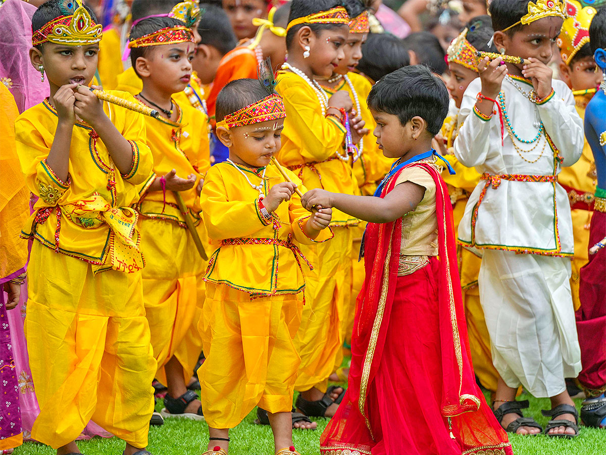 Krishna_20Janmashtami_20Festival_202023_20Photos-11.jpg 11