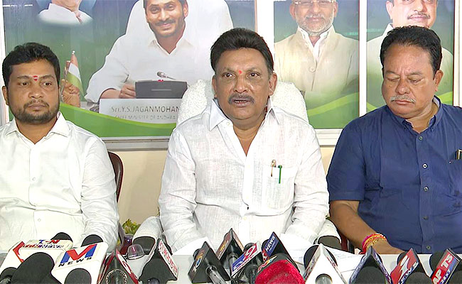 Mla-Grandhi-Srinivas-Comments-On-Chandrababu.jpg