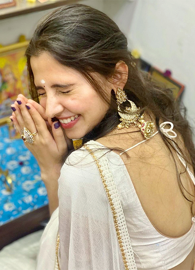 Preethi_20Asrani_20Latest_20Photos-12.jpg 12