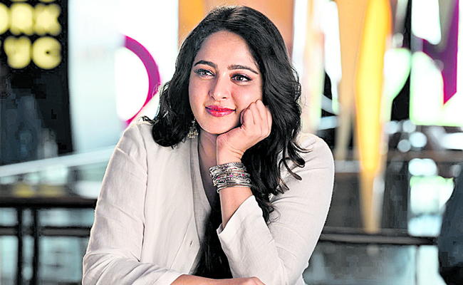 anushka.jpg