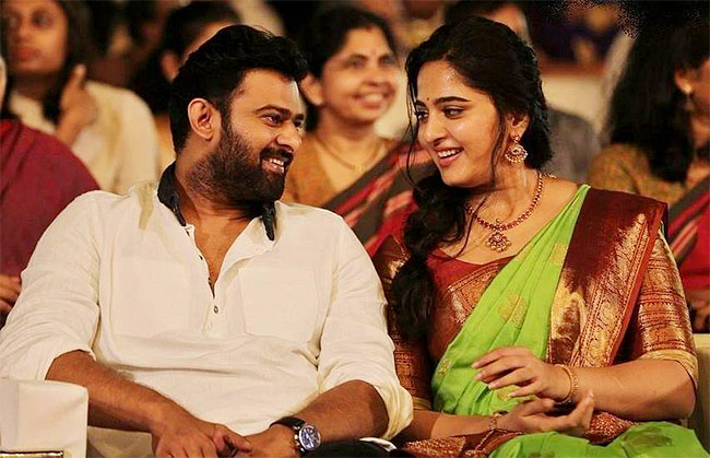 Miss_20Shetty_20Mr_20Polishetty_20Actress_20Anushka_20Shetty_20Rare_20and_20Unseen_20Photos-10.jpg 10