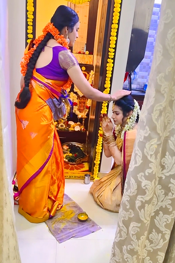 Bigg_20Boss_20contestant_20Priyanka_20Singh_20participated_20in_20Varalakshmi_20Puja_20Photos_12.jpg 13