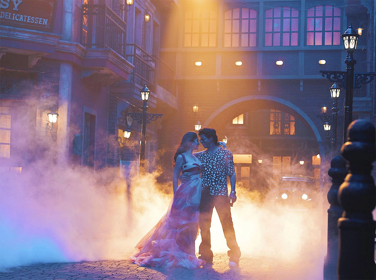 Shah_20Rukh_20Khan_20Jawan_20Movie_20HD_20Images-21.jpg 19