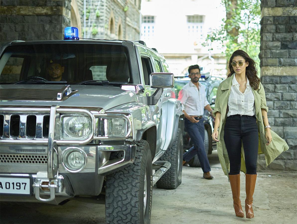 Shah_20Rukh_20Khan_20Jawan_20Movie_20HD_20Images-23.jpg 21