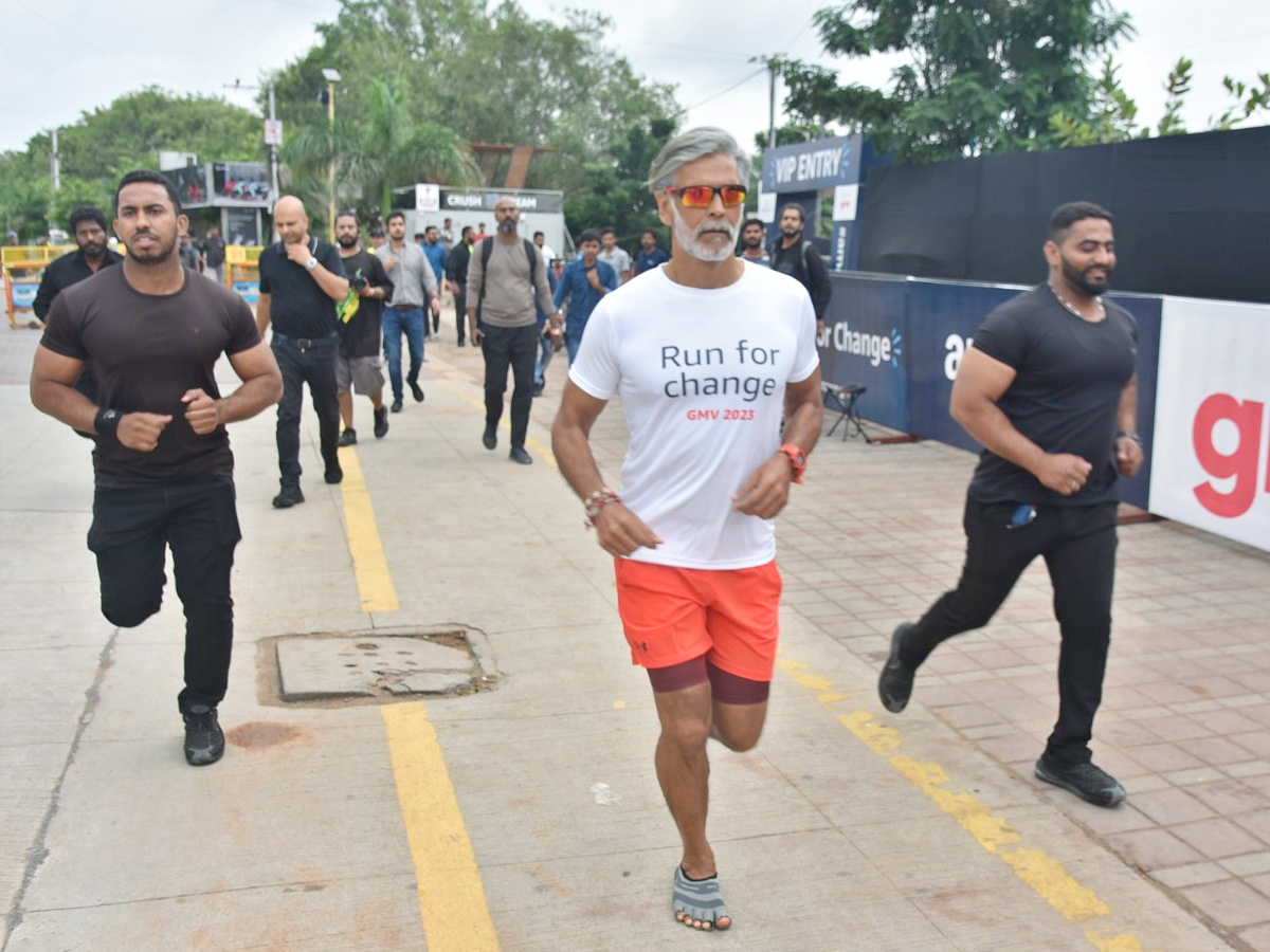 Amazon_20Run_20for_20Change_20Event_20at_20Necklace_20road_20Hyderabad_20Photos_4.jpg 5