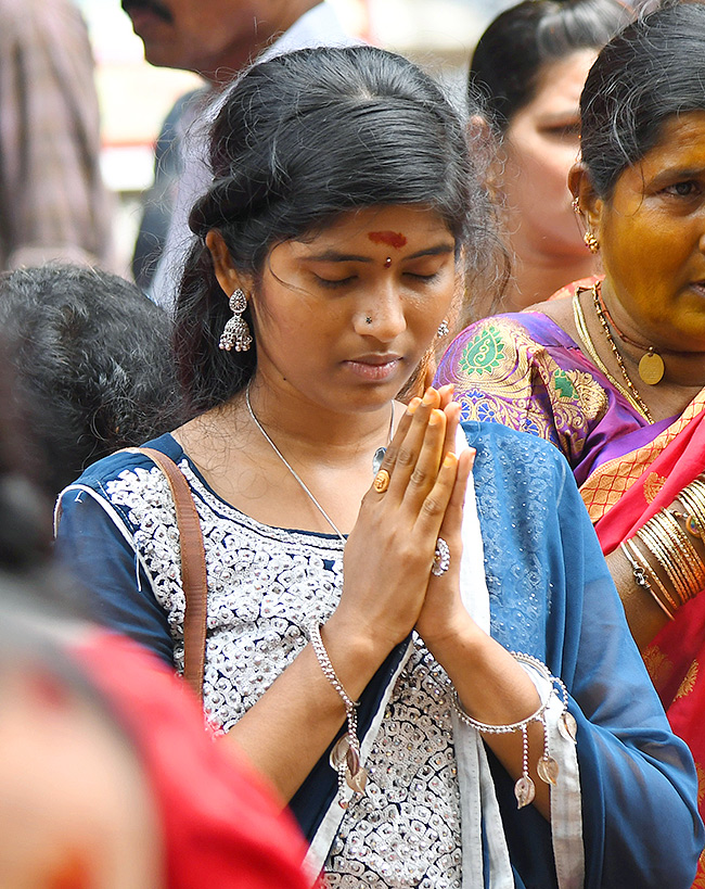 Sravana_20Masam_202023_20Vijayawada_20Kanaka_20Durga_20Temple-12.jpg 12