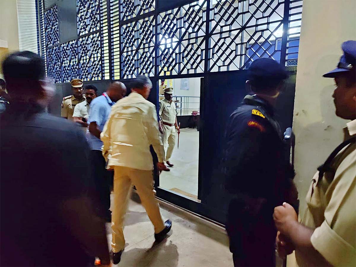 Chandrababu_20Naidu_20Arrest_20Photos-2.jpg 2