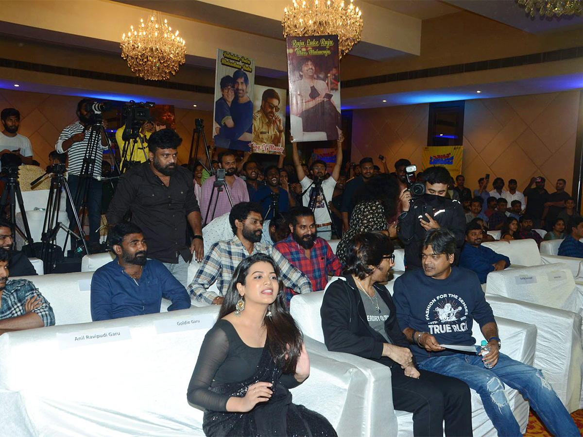 Changure_20Bangaru_20Raja_20Pre_20Release_20Event_20Photos-10.jpg 10