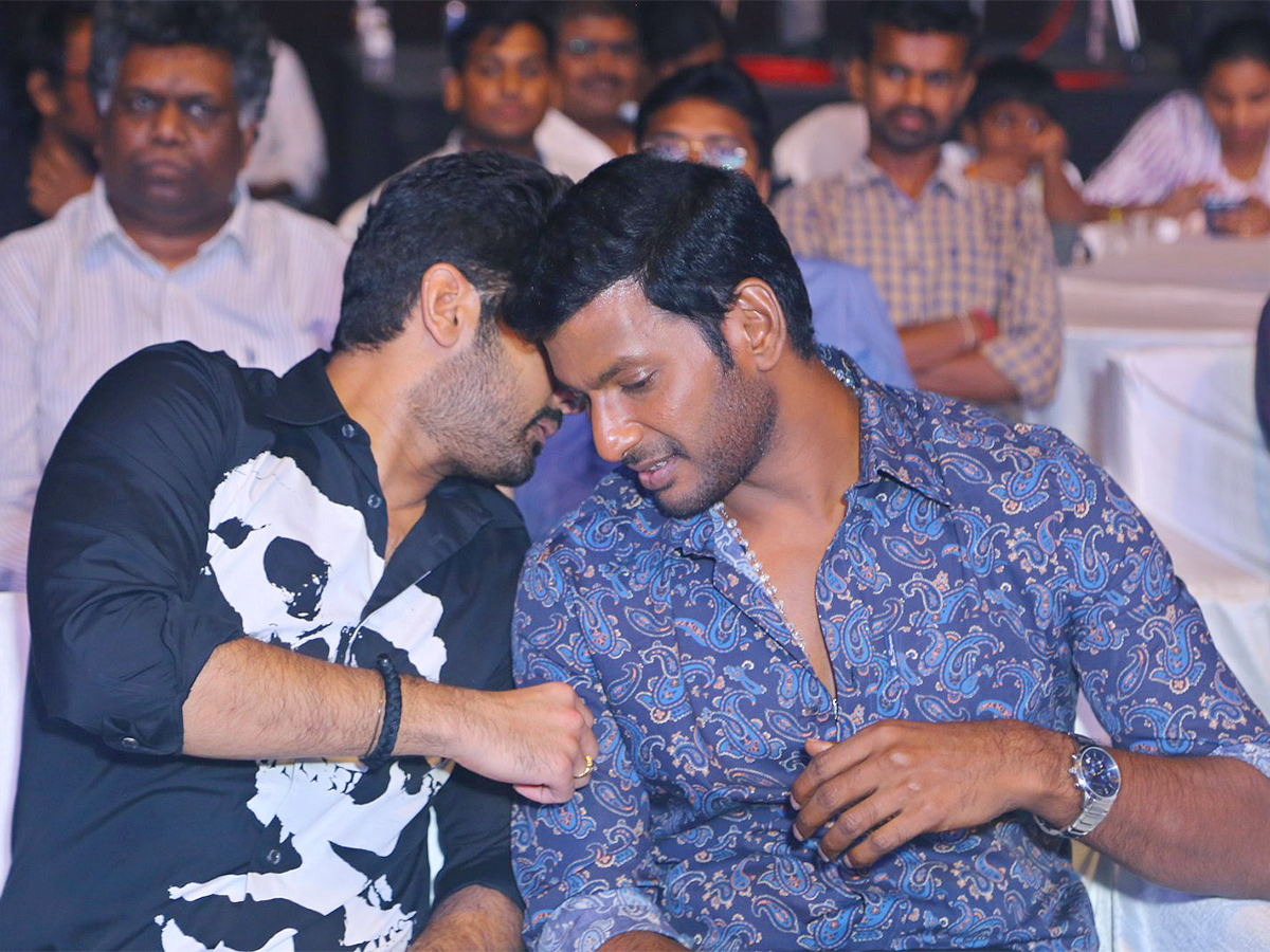 Vishal_20Mark_20Antony_20Pre_20Release_20Event_20Photos-43.jpg 32