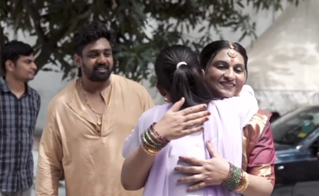 Dhruva_20Sarja_20Wife_20Baby_20Shower_20Photos_15.jpg 15