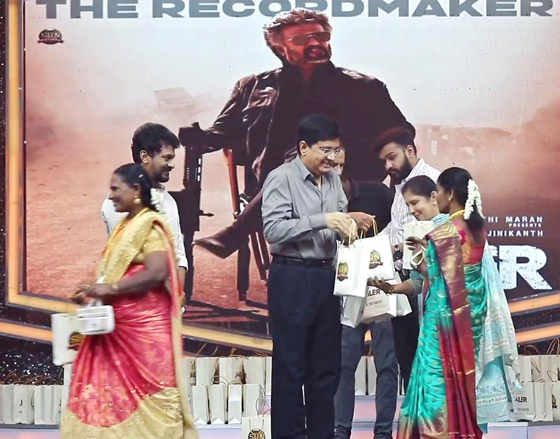 Rajinikanth_20Jailer_20Movie_20Success_20Meet_20Pics-4.jpg 4