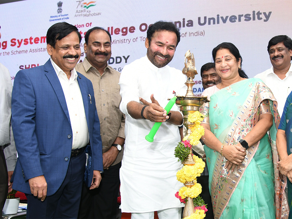 Dynamic_20Lighting_20Show_20at_20Osmania_20University_20Photos-2.jpg 2