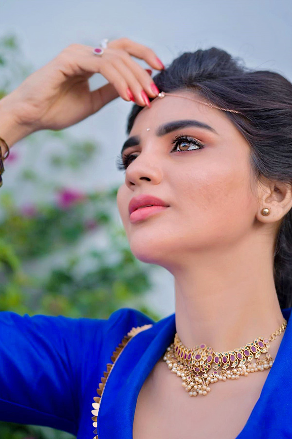 Jabardasth_20Varsha_20Latest_20Photos_4.jpg 5