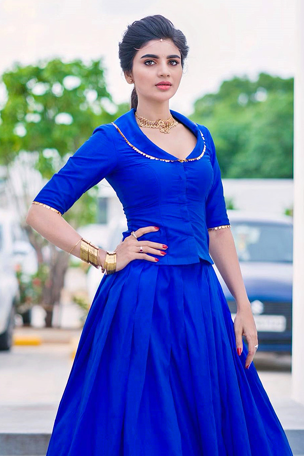 Jabardasth_20Varsha_20Latest_20Photos_5.jpg 6