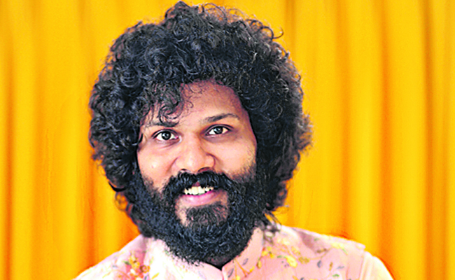 karthik_20rathnam.jpg