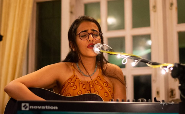 kaur.jpg