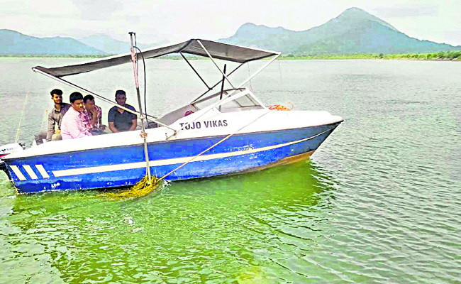 boat.jpg