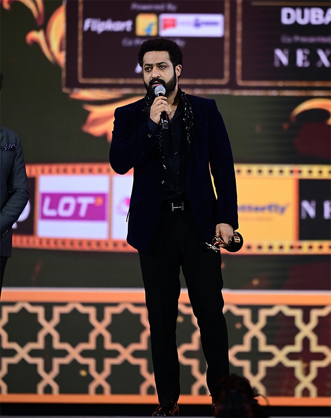 telugu_20winners_20at_20siima_202023_20photos-3.jpg 3