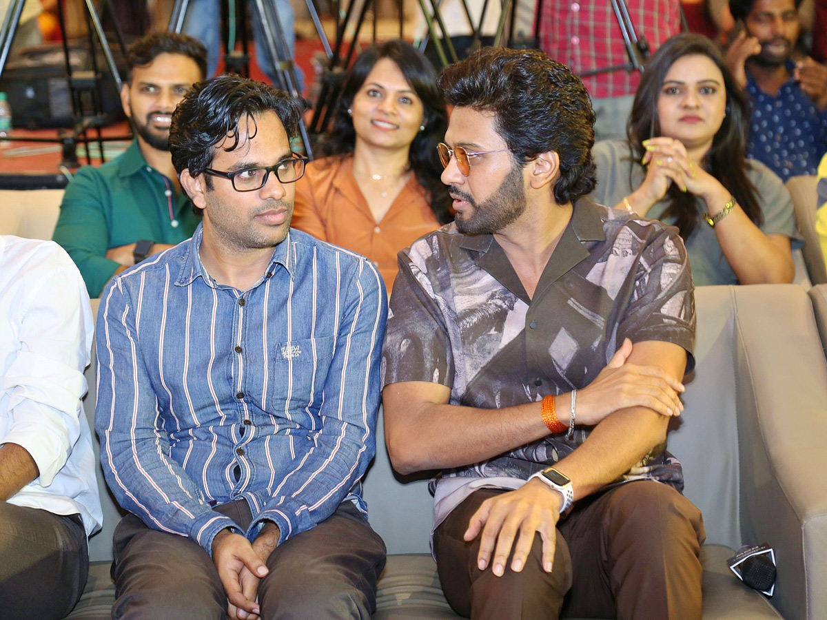 Miss_20Shetty_20Mr_20Polishetty_20Movie_20Successmeet_20Photos_6.jpg 6