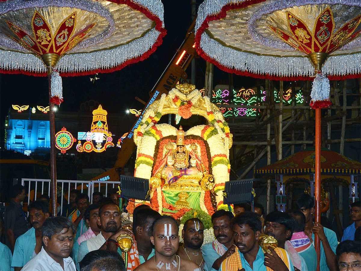 Brahmotsavaalu_202023_20In_20Tirumala_20Photos-1.jpg 1