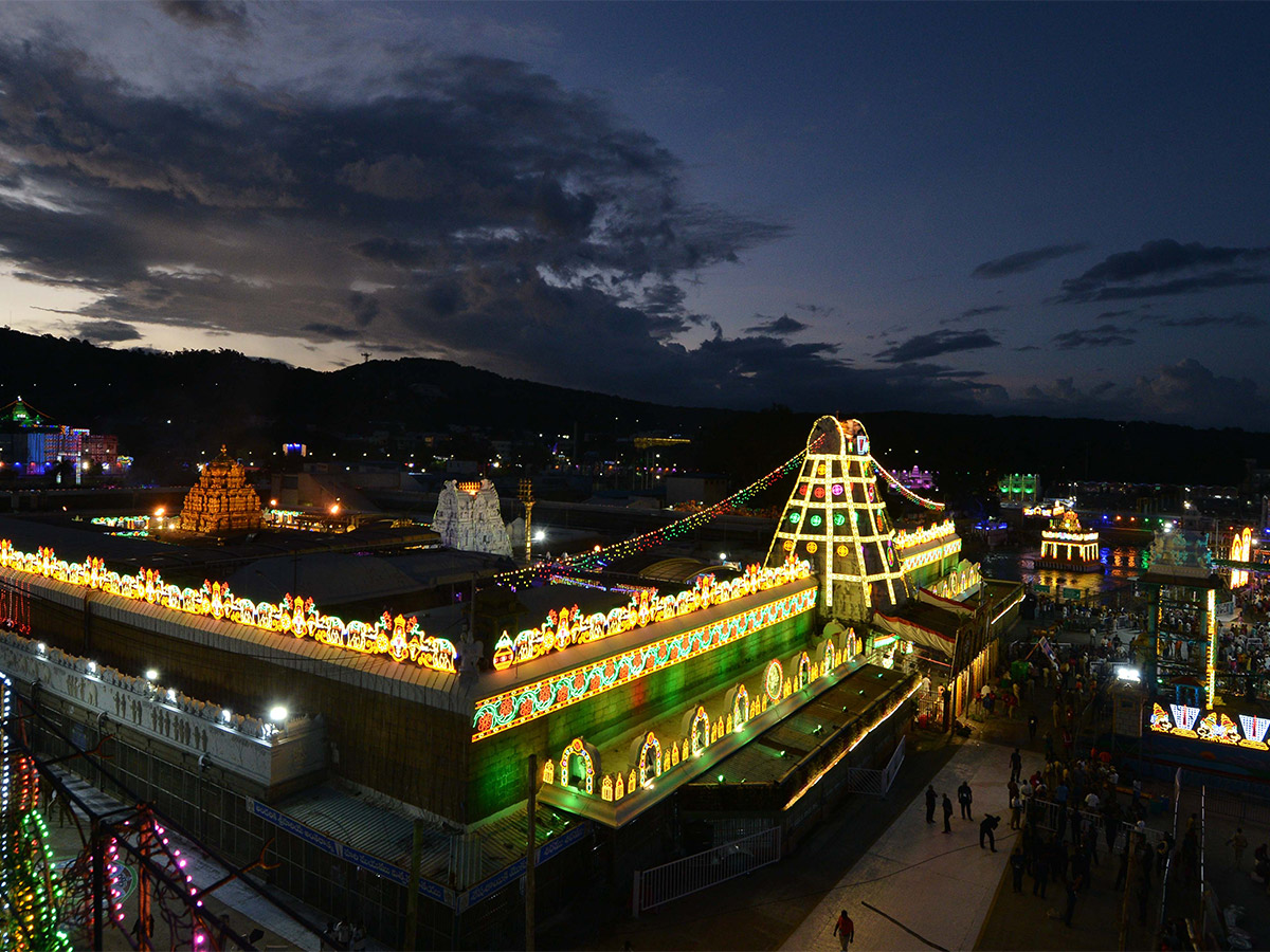 Brahmotsavaalu_202023_20In_20Tirumala_20Photos-15.jpg 14